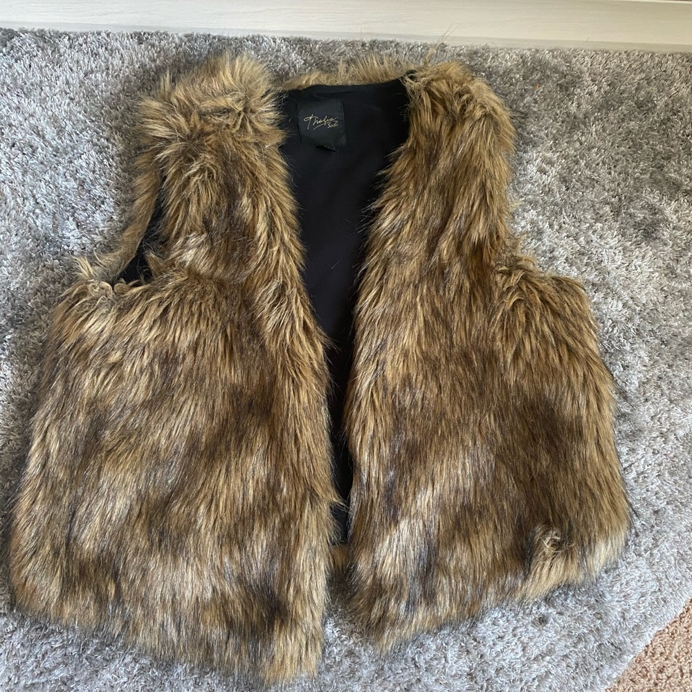 Chic Fur Vest